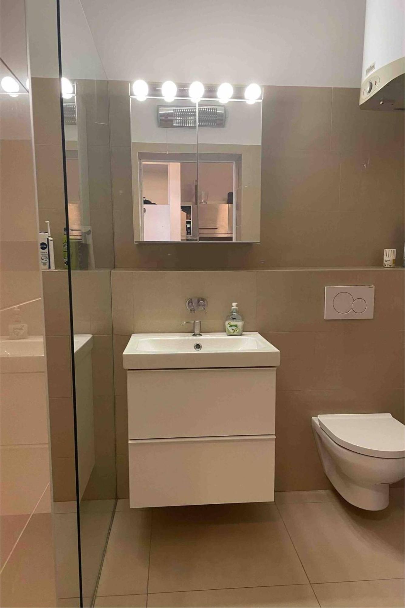 Apartment Crown Naschmarkt U4 *